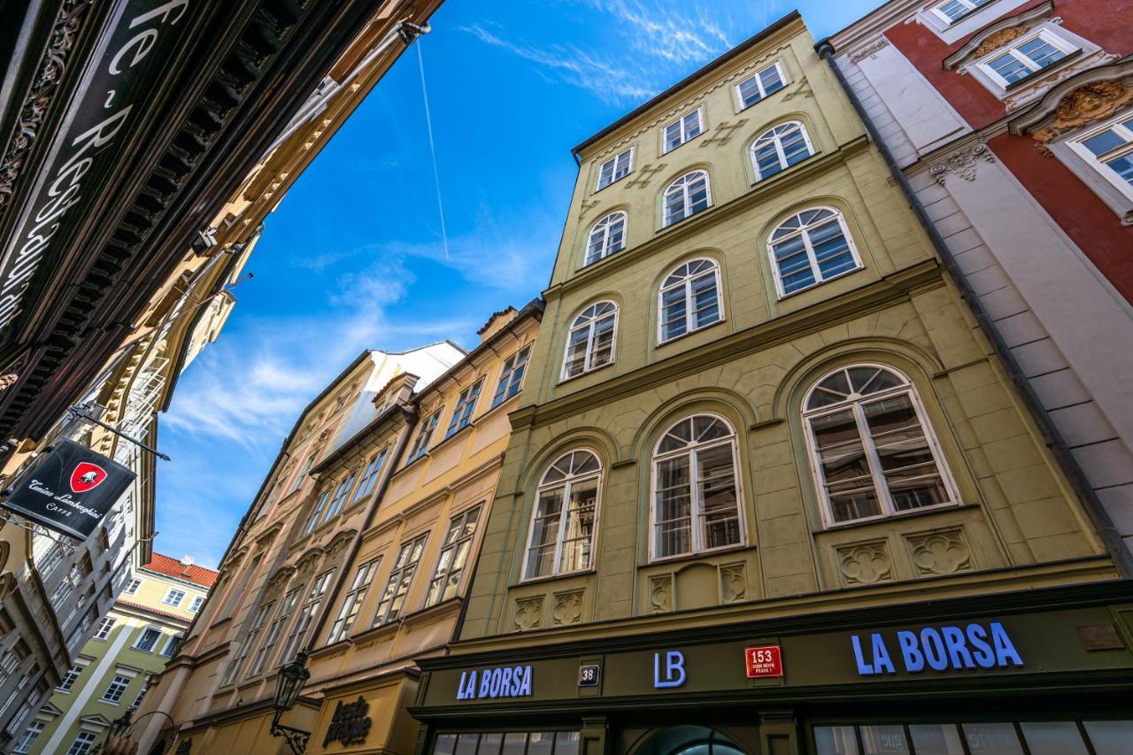 Charles Apartments In Old Town Прага Екстериор снимка
