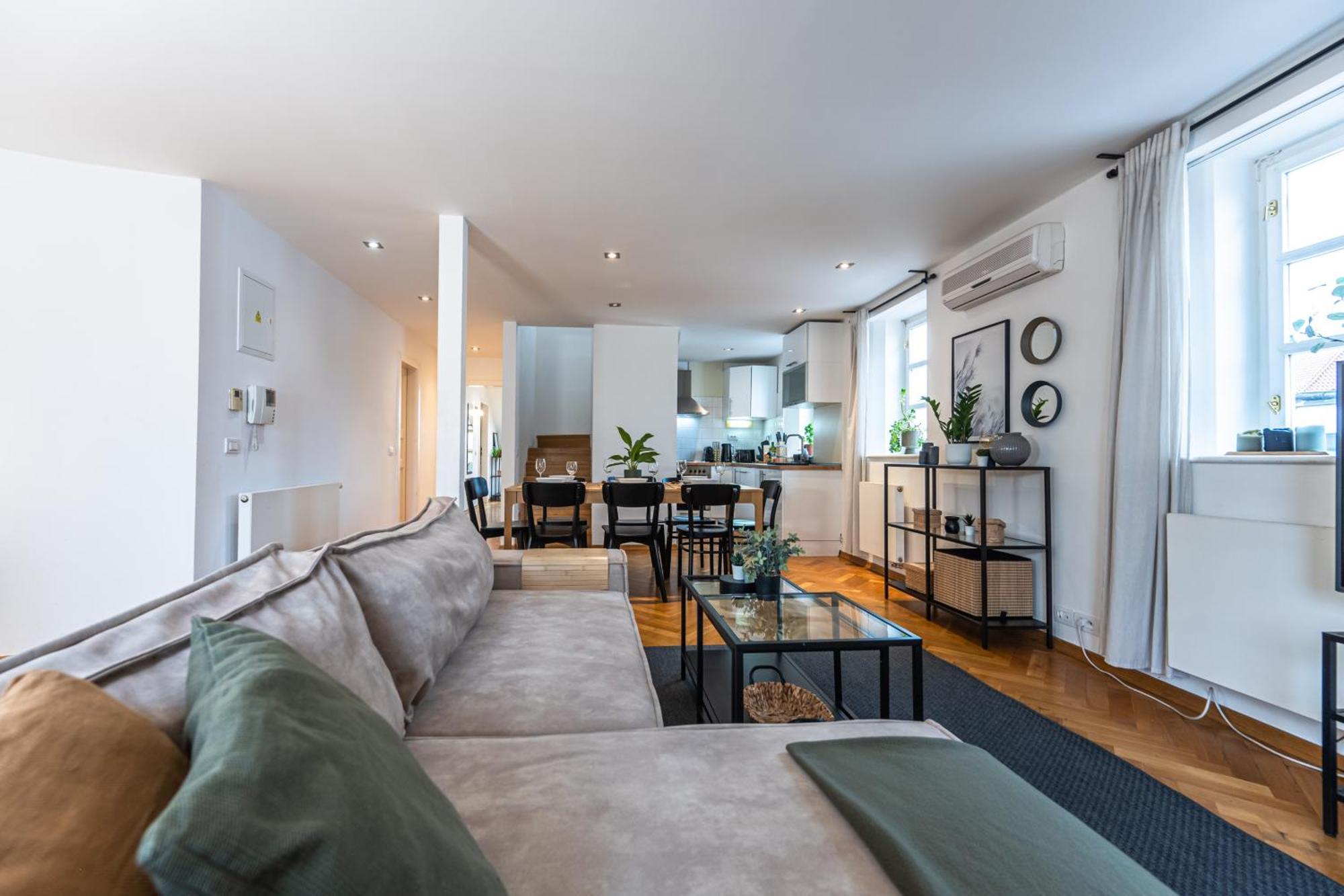 Charles Apartments In Old Town Прага Екстериор снимка