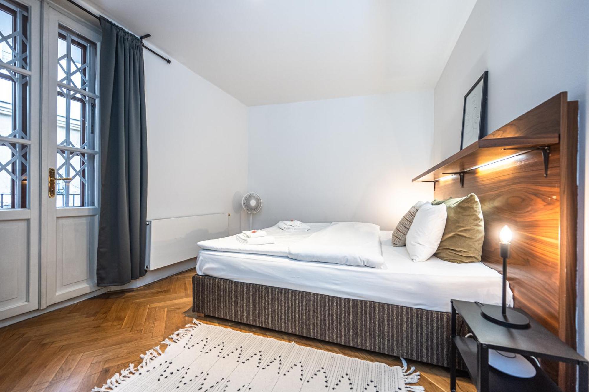 Charles Apartments In Old Town Прага Екстериор снимка