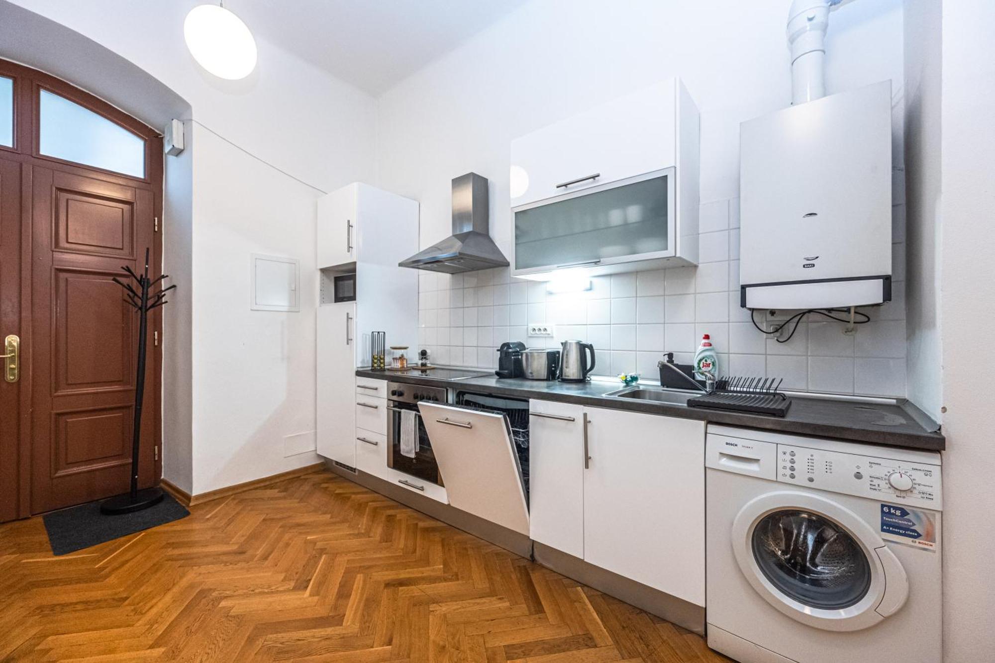 Charles Apartments In Old Town Прага Екстериор снимка