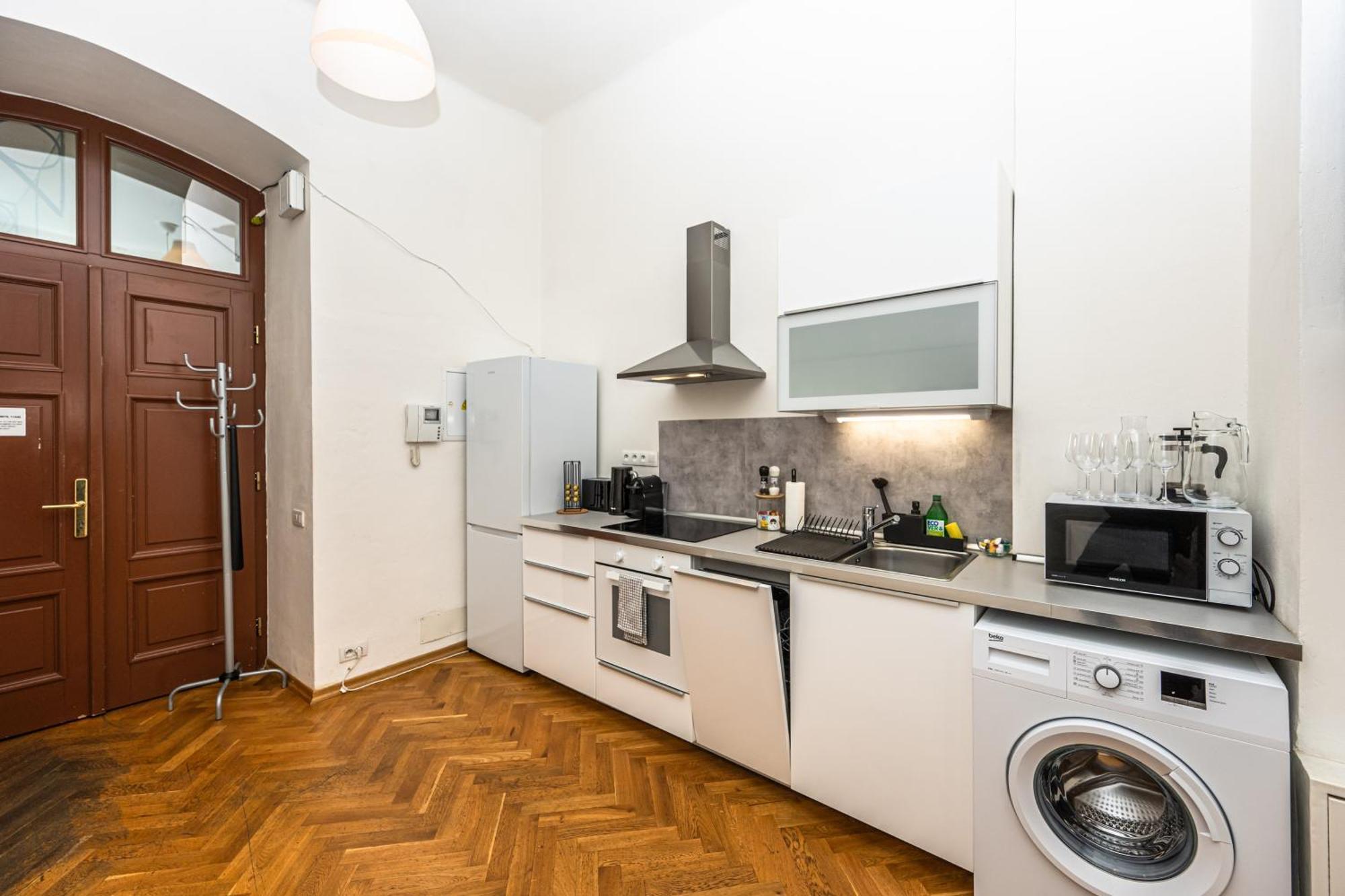 Charles Apartments In Old Town Прага Екстериор снимка