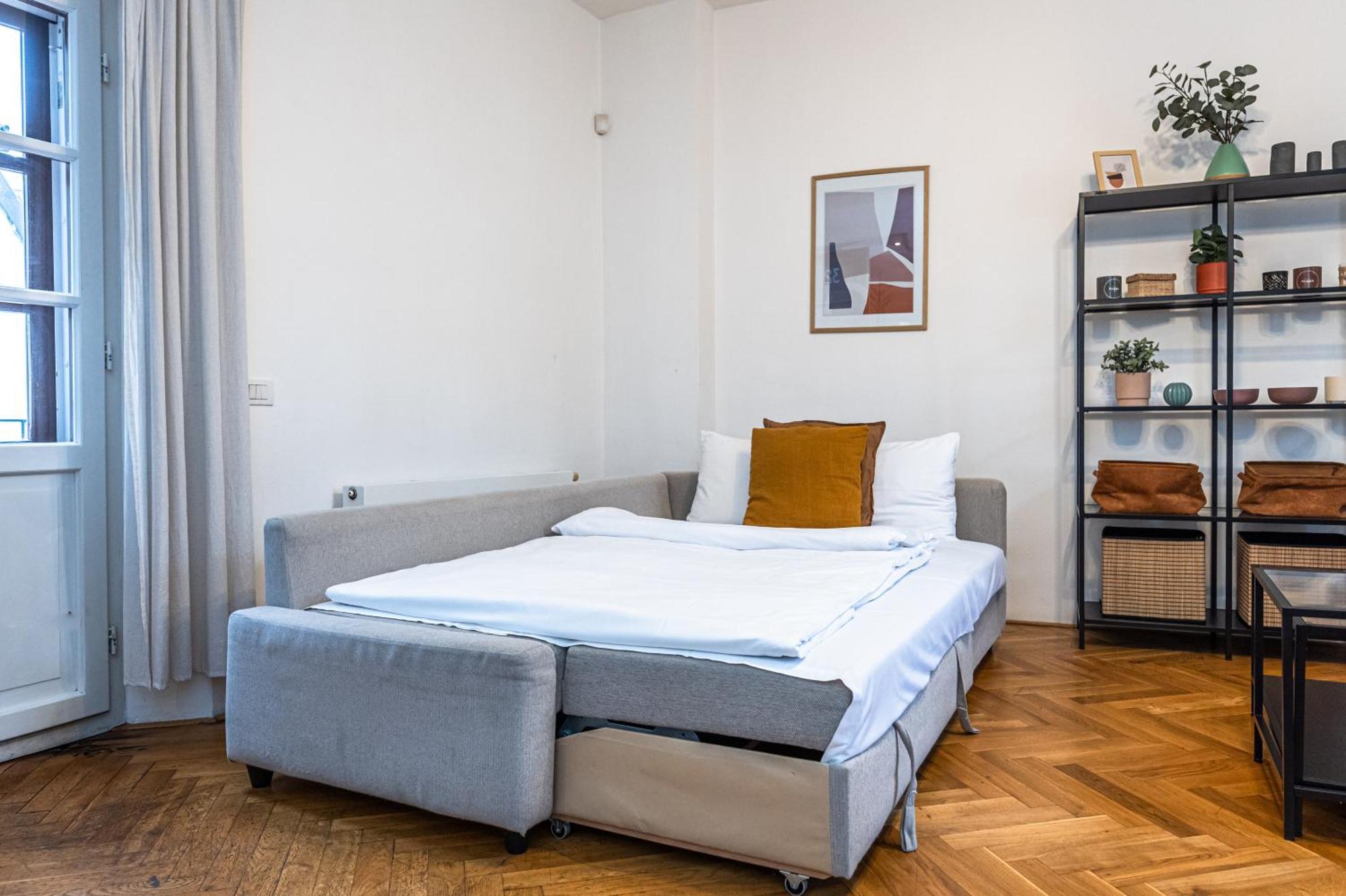 Charles Apartments In Old Town Прага Екстериор снимка