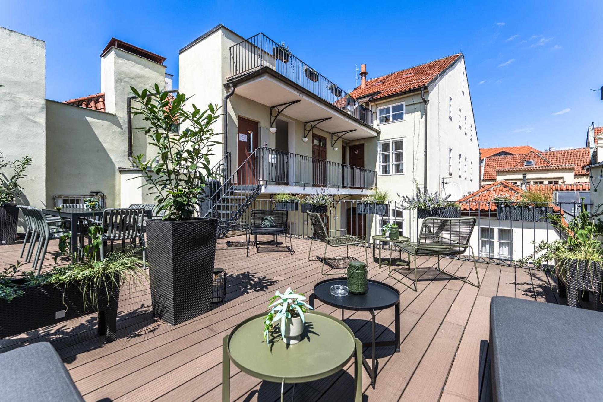 Charles Apartments In Old Town Прага Екстериор снимка