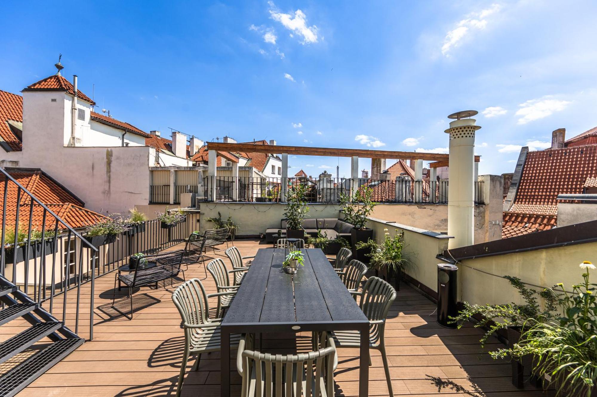 Charles Apartments In Old Town Прага Екстериор снимка